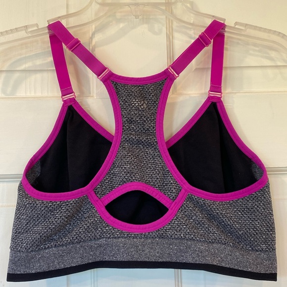 L New Balance Racerback Adj Straps Sports Bra Grey Magenta NB Racerback Top Pink - Picture 2 of 11